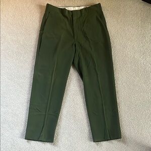 Vintage Unitog Men’s Green Permanent Press Pants in Size 36